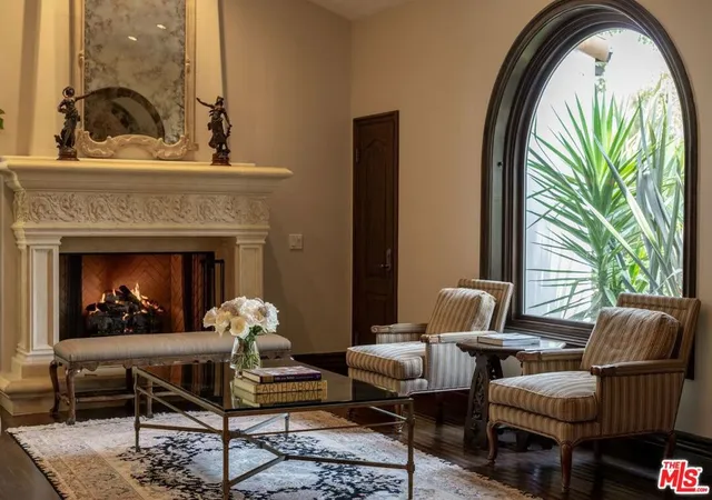 Photo 3 of Single family home for sale at 402 11th Street, Santa Monica, CA 90402 | MLS# 26871437 | Listing updated on 2026-09-30