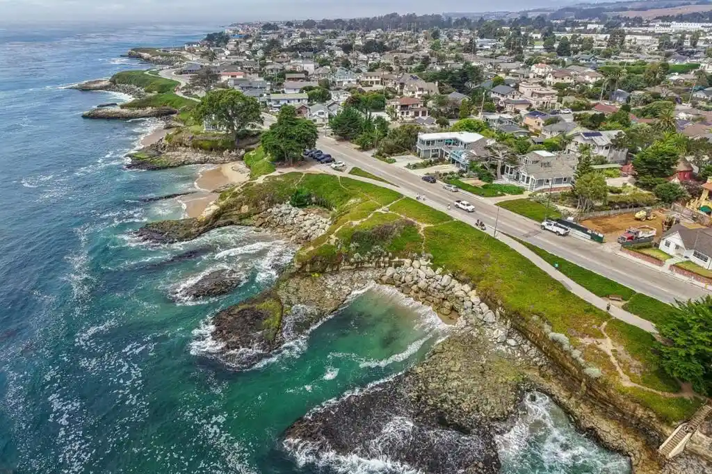 Condo for sale at 41 Grandview St #907, Santa Cruz, CA 95060 | MLS# ML82057630