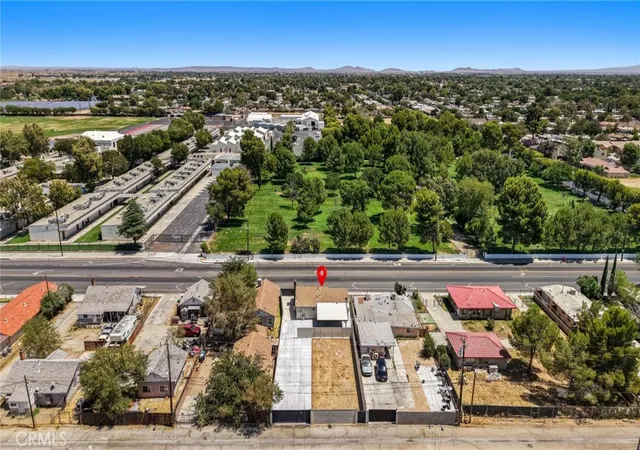 Photo 4 of Single family home for sale at 44839 Division St, Lancaster, CA 93535 | MLS# SR26175628 | Listing updated on 2026-09-13