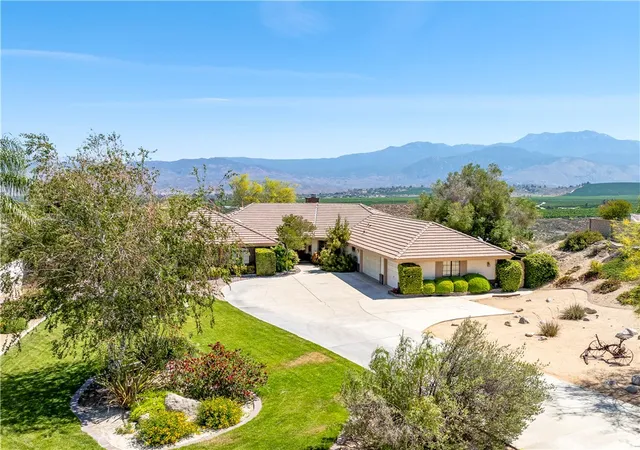 Photo 1 of Single family home for sale at 27810 Lake St, Hemet, CA 92544 | MLS# SW26177806 | Listing updated on 2026-09-21