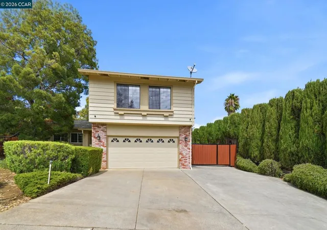 Photo 3 of Single family home for sale at 2942 Miller Dr, Fairfield, CA 94534 | MLS# 41144943 | Listing updated on 2026-10-08