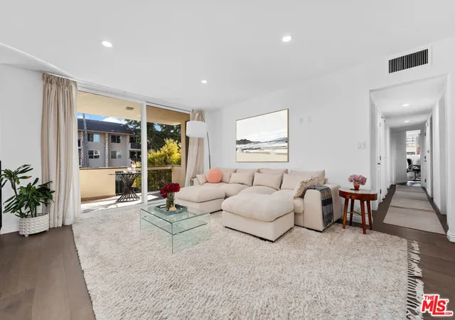 Photo 3 of Condo for sale at 11970 Montana Ave #207, Los Angeles, CA 90049 | MLS# 26870539 | Listing updated on 2026-09-13