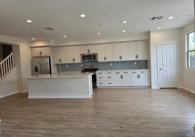 Photo 4 of Townhouse for sale at 1233 Calle Pomelo #3, Chula Vista, CA 91913 | MLS# PTP2606213 | Listing updated on 2026-09-24