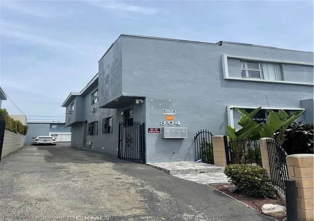 Multi family home for sale at 304 N Market, Inglewood, CA 90302 | MLS# SR26177019