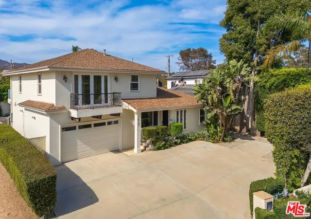 Photo 2 of Single family home for sale at 14707 W Sunset Blvd, Pacific Palisades, CA 90272 | MLS# 26871695 | Listing updated on 2026-10-05