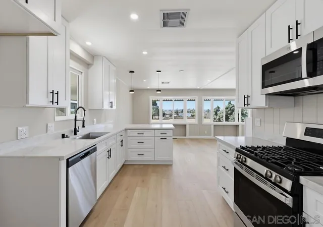 Photo 1 of Manufactured home for sale at 445 Orange Ave #5, Chula Vista, CA 91911 | MLS# 260019897SD | Listing updated on 2026-09-10