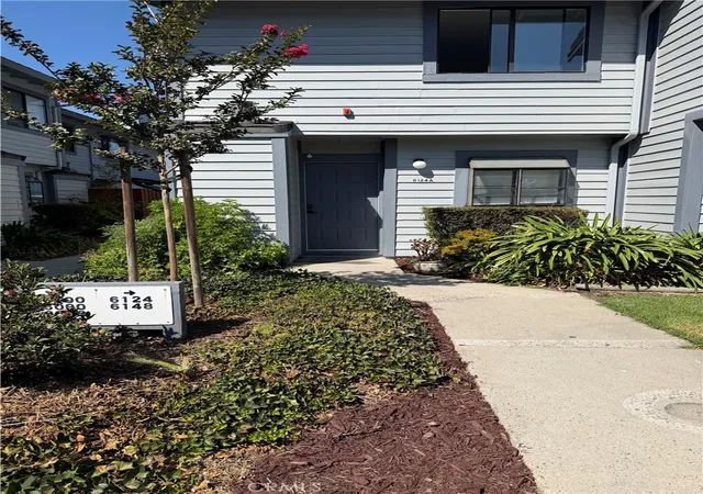 Listing Photo 3 - Condo for sale in building located at 6124 Joaquin Murieta, Newark, CA 94560