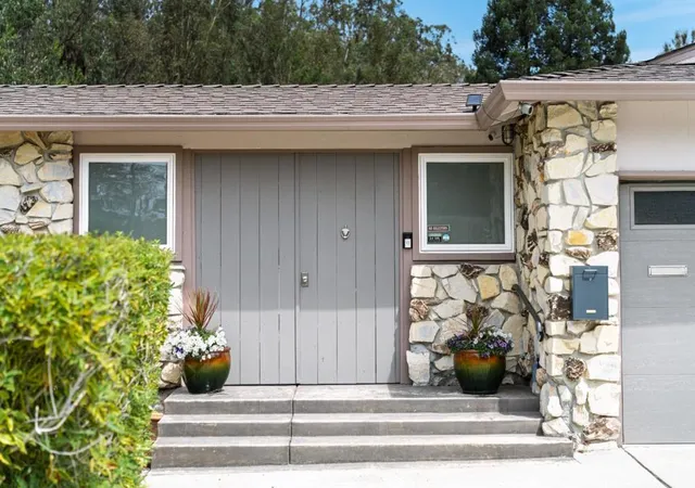 Photo 2 of Sale Pending at 250 Segre Pl, Santa Cruz, CA 95060 | MLS# ML82056862 | Listing updated on 2026-10-07