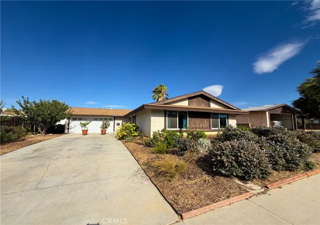Photo 1 of Single family home for sale at 44148 Gingham Ave, Lancaster, CA 93535 | MLS# CV26177992 | Listing updated on 2026-09-13