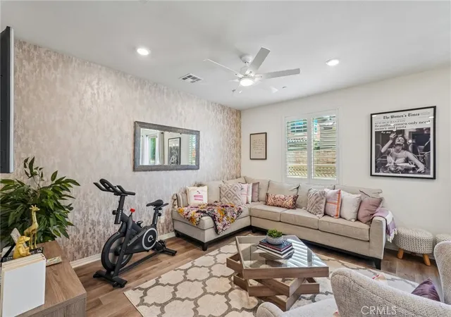 Listing Photo 4 - Condo for sale in building located at 24145 Dolcetto Ave, Murrieta, CA 92562 - Unit #606