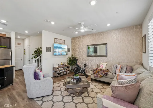 Listing Photo 5 - Condo for sale in building located at 24145 Dolcetto Ave, Murrieta, CA 92562 - Unit #606