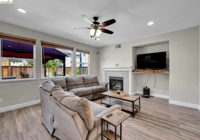Photo 2 of Single family home for sale at 2340 Cambridge Dr, Discovery Bay, CA 94505 | MLS# 41144974 | Listing updated on 2026-10-08