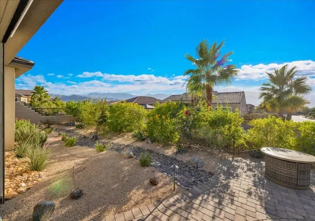 Photo 4 of Single family home for sale at 32 Moscato, Rancho Mirage, CA 92270 | MLS# 219151391DA | Listing updated on 2026-10-04