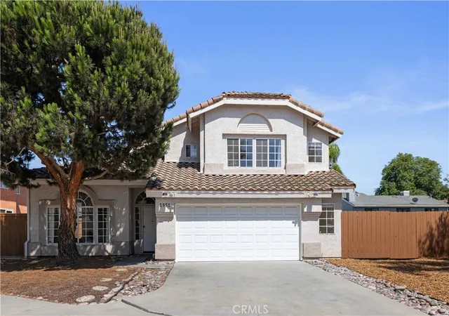 Photo 2 of Sale Pending at 1551 Jonathon St, Vista, CA 92083 | MLS# OC26172759 | Listing updated on 2026-09-23