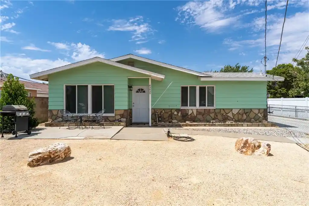 Photo 1 of Sale Pending at 42435 52nd Street W, Lancaster, CA 93536 | MLS# SR26178082 | Listing updated on 2026-10-20