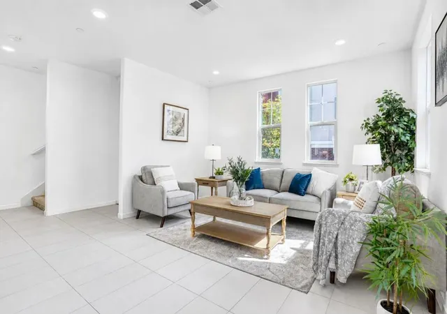Photo 4 of Townhouse for sale at 1022 Onofrio Ln #1, San Jose, CA 95131 | MLS# ML82057679 | Listing updated on 2026-10-02