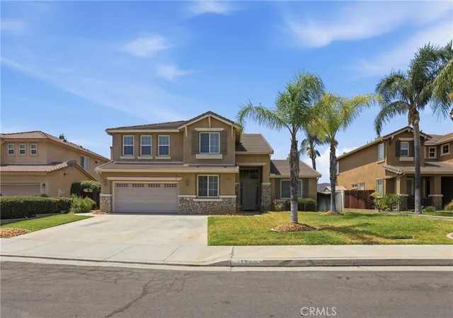 Photo 3 of Single family home for sale at 41726 Grand View Dr, Murrieta, CA 92562 | MLS# PW26176980 | Listing updated on 2026-09-13