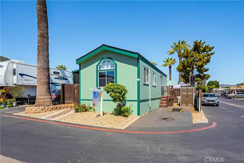 Photo 1 of Sale Pending at 15980 Grand #T11, Lake Elsinore, CA 92530 | MLS# SW26176202 | Listing updated on 2026-10-17