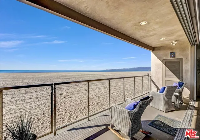 Photo 4 of Condo for sale at 1 Spinnaker St #2, Marina Del Rey, CA 90292 | MLS# 26872543 | Listing updated on 2026-09-13