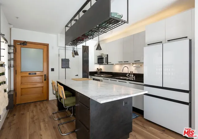 Listing Photo 4 - Condo for sale in building located at 416 S Spring St, Los Angeles, CA 90013 - Unit #609