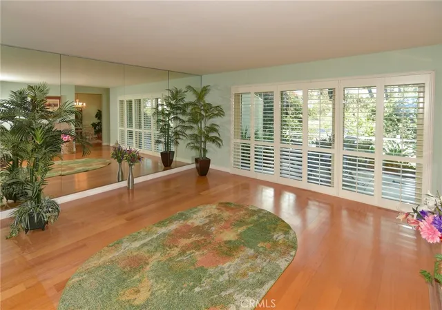 Photo 3 of Townhouse for sale at 4732 Amberwood Ct, Carlsbad, CA 92008 | MLS# HD26175378 | Listing updated on 2026-09-29