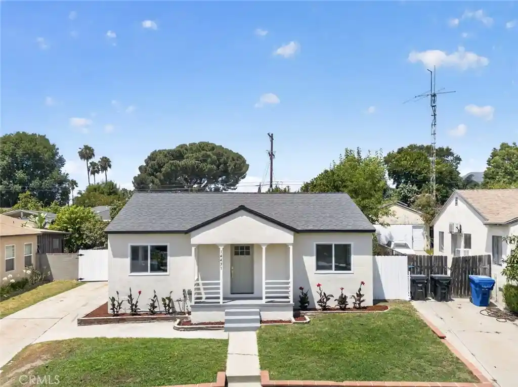 Photo 1 of Single family home for sale at 14431 Beaver St, Sylmar, CA 91342 | MLS# GD26177298 | Listing updated on 2026-10-29