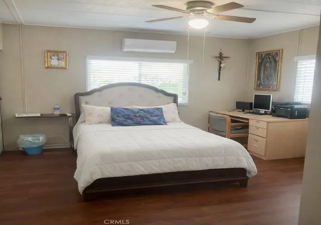 Photo 4 of Manufactured home for sale at 175 N Manzanita Ct, San Jacinto, CA 92582 | MLS# TR26176931 | Listing updated on 2026-09-04