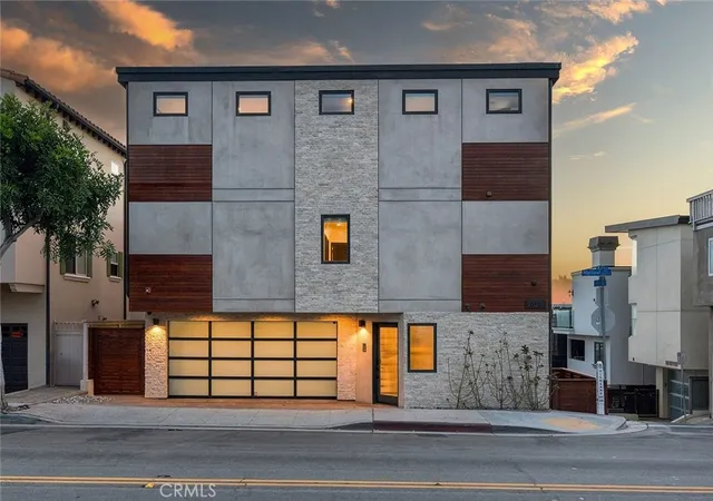 Photo 2 of Single family home for sale at 232 30th, Manhattan Beach, CA 90266 | MLS# PW26176561 | Listing updated on 2026-09-13