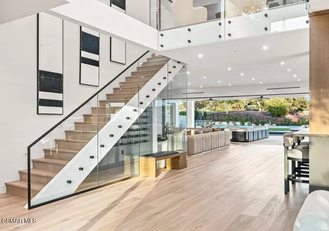 Photo 3 of Mansion for sale at 4400 Oak Pl Dr, Westlake Village, CA 91362 | MLS# 226003882 | Listing updated on 2026-09-13