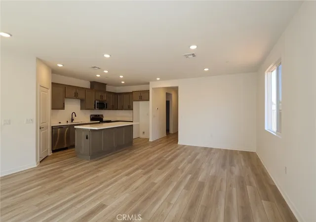 Photo 3 of Sale Pending at 1343 Mahogany St, Banning, CA 92220 | MLS# IV26173017 | Listing updated on 2026-10-07