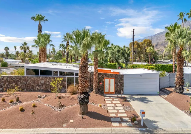 Photo 1 of Single family home for sale at 403 E Desert Willow Cir, Palm Springs, CA 92262 | MLS# 219151401PS | Listing updated on 2026-10-02