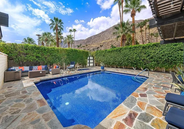 Photo 3 of Condo for sale at 572 W Arenas Rd #2, Palm Springs, CA 92262 | MLS# 219151402PS | Listing updated on 2026-10-06