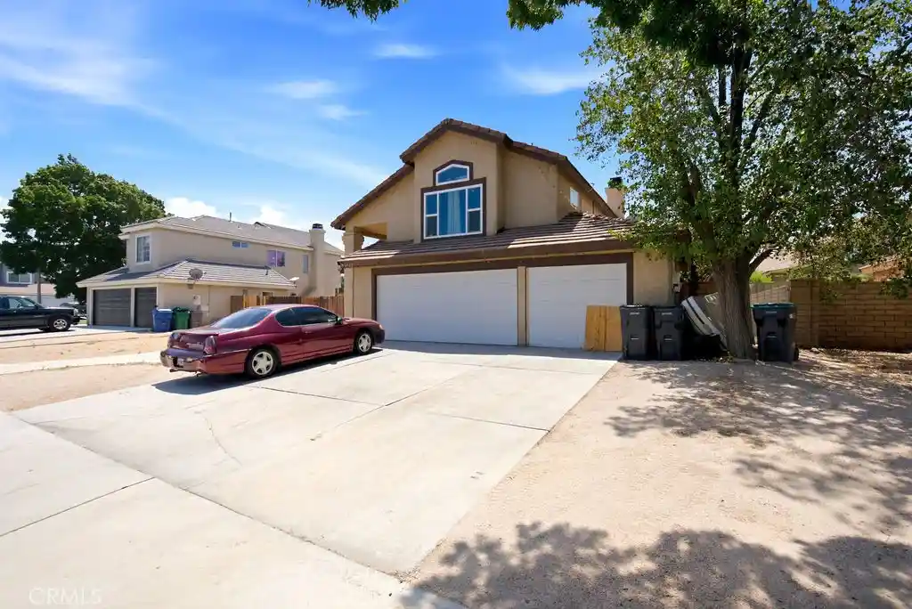 Photo 1 of Single family home for sale at 4722 E Ave R4, Palmdale, CA 93552 | MLS# SR26170959 | Listing updated on 2026-10-12