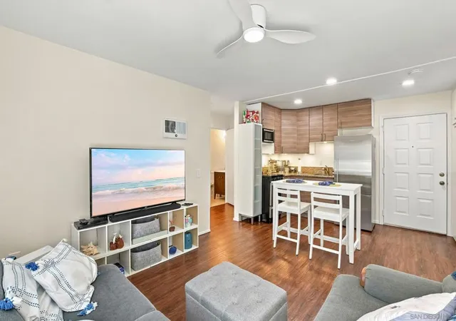 Listing Photo 4 - Condo for sale in building located at 3776 Alabama St, San Diego, CA 92104 - Unit #C114