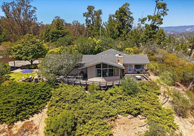 Photo 1 of Single family home for sale at 260 Oak, Watsonville, CA 95076 | MLS# ML82057741 | Listing updated on 2026-10-12