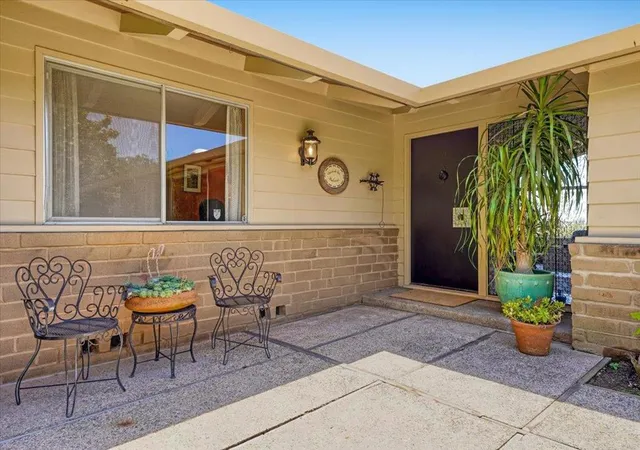 Photo 4 of Single family home for sale at 260 Oak, Watsonville, CA 95076 | MLS# ML82057741 | Listing updated on 2026-10-12