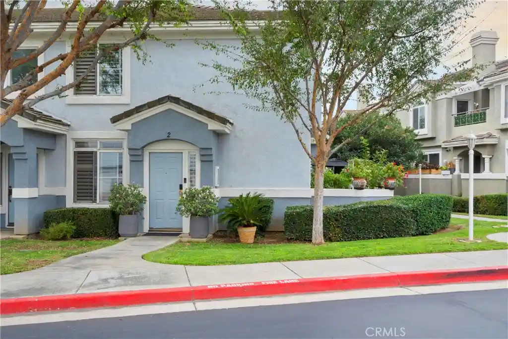 Listing Photo 31 - Condo for sale in 686 Azure located at 686 Azure, Corona, CA 92879 - Unit 686 Azure