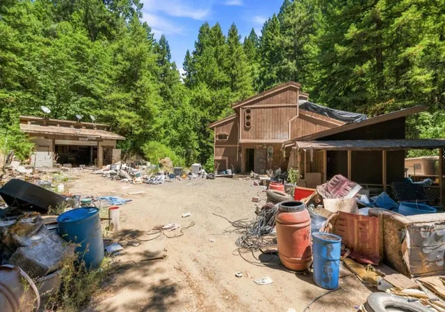 Photo 2 of Single family home for sale at 820 Bear Crk, Boulder Creek, CA 95006 | MLS# ML82054380 | Listing updated on 2026-10-02