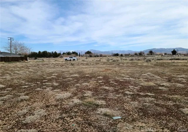 Land for sale at 25 E Ave Q2, Palmdale, CA 93550 | MLS# OC26177131