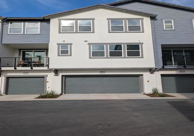 Townhouse for sale at 290 Dreamland Way #060-061 Plan 6, Campbell, CA 95008 | MLS# ML82057756