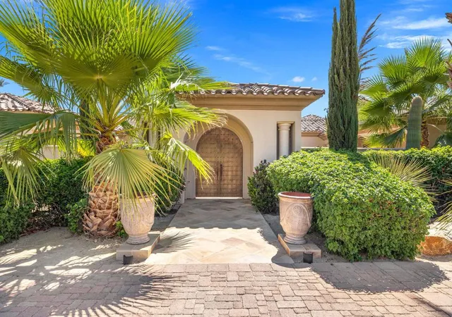 Photo 2 of Mansion for sale at 2 Strauss Ter, Rancho Mirage, CA 92270 | MLS# 219151411PS | Listing updated on 2026-10-09