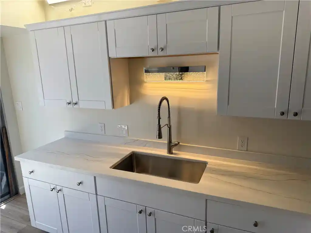 Townhouse for sale at 4040 Grand View #44, Los Angeles, CA 90066 | MLS# SR26168110