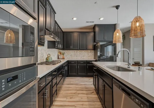 Photo 2 of Single family home for sale at 5409 Capay Valley Ln, Antioch, CA 94531 | MLS# 41145060 | Listing updated on 2026-09-30