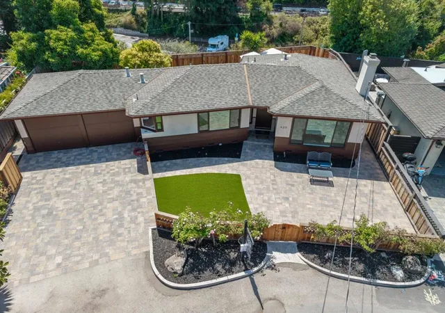 Photo 2 of Single family home for sale at 420 Pilgrim Dr, Capitola, CA 95010 | MLS# ML82053104 | Listing updated on 2026-10-12