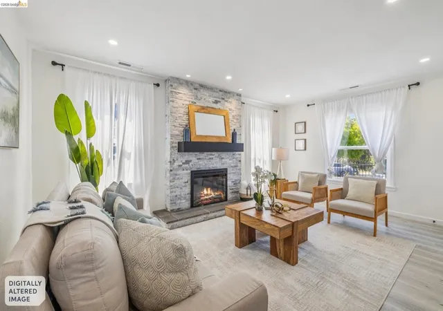 Photo 3 of Single family home for sale at 2712 Octavia St, Oakland, CA 94619 | MLS# 41145070 | Listing updated on 2026-10-02