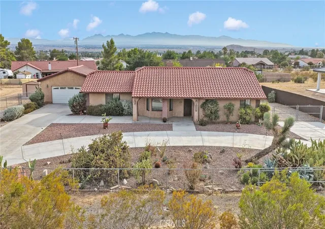 Photo 1 of Single family home for sale at 19025 Munsee, Apple Valley, CA 92307 | MLS# CV26178579 | Listing updated on 2026-09-19
