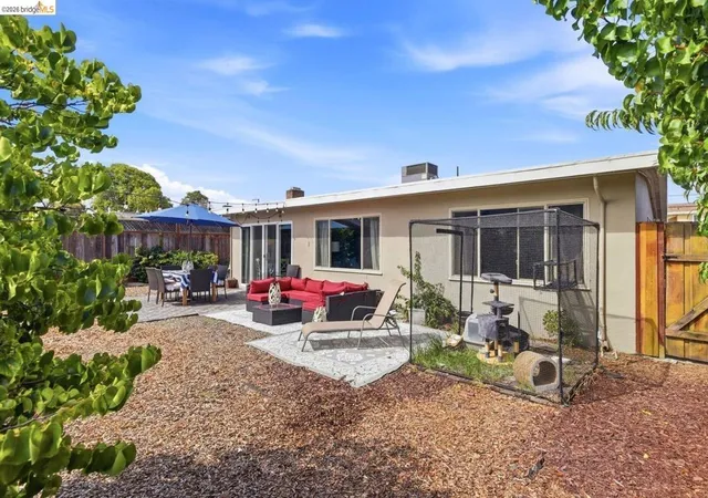 Photo 2 of Single family home for sale at 2620 Fordham St, East Palo Alto, CA 94303 | MLS# 41145104 | Listing updated on 2026-10-01