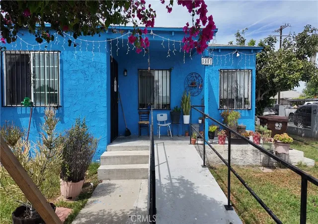Photo 1 of Single family home for sale at 1001 West 133rd, Compton, CA 90222 | MLS# DW26178427 | Listing updated on 2026-10-02