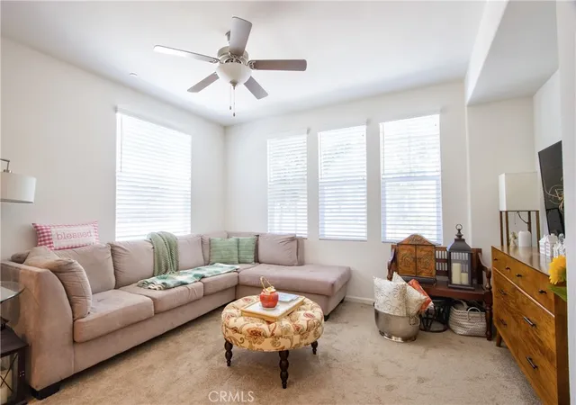 Listing Photo 5 - Condo for sale in building located at 41987 Isadora, Murrieta, CA 92562 - Unit #1404