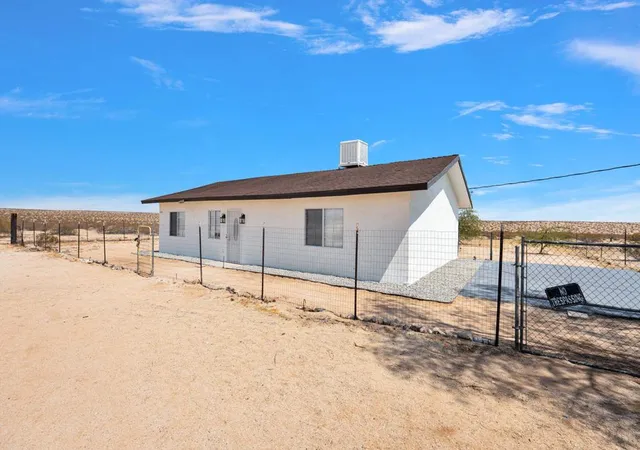 Photo 3 of Single family home for sale at 133 Cascade Rd, Joshua Tree, CA 92252 | MLS# 219151427DA | Listing updated on 2026-10-08